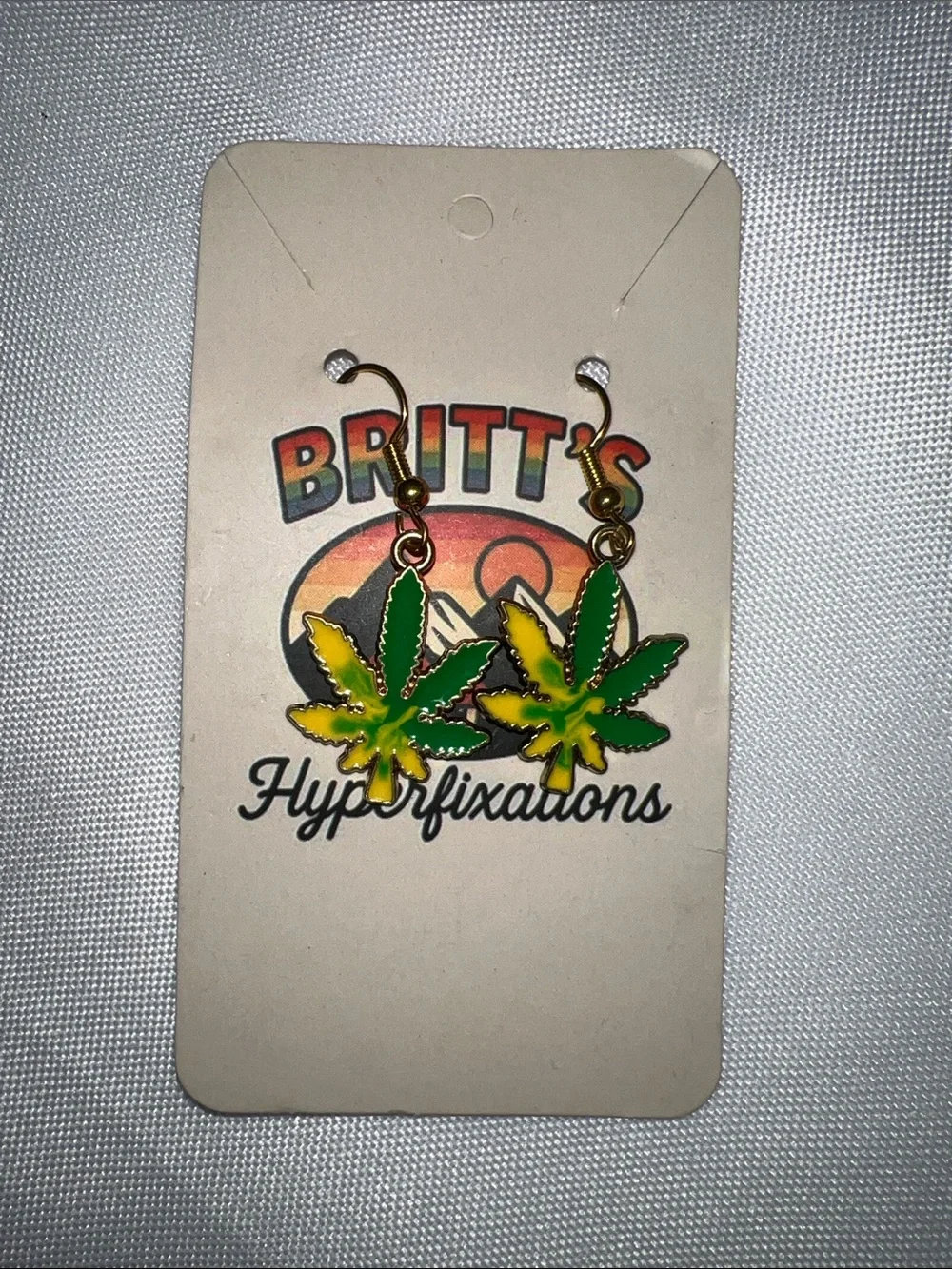 Britt’s Hyperfixations Green Yellow Leaf Dangle Earrings Gold Tone